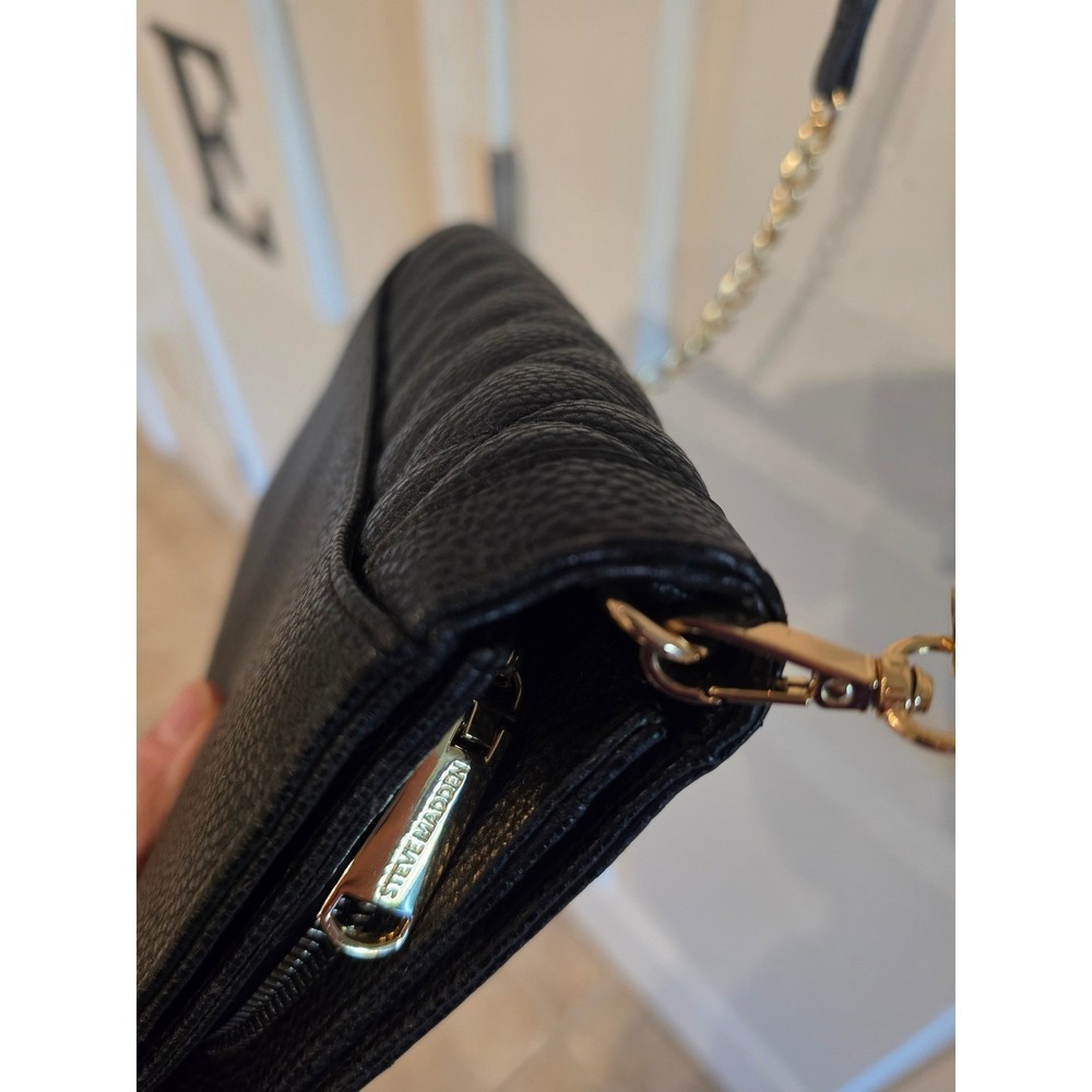 Steve Madden Black Quilted Pebbled Crossbody Wallet on Chain Bag Gold Hardware - Picture 11 of 11